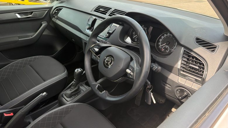 Skoda Fabia 1.0 TSI Colour Edition 5dr DSG Petrol Hatchback